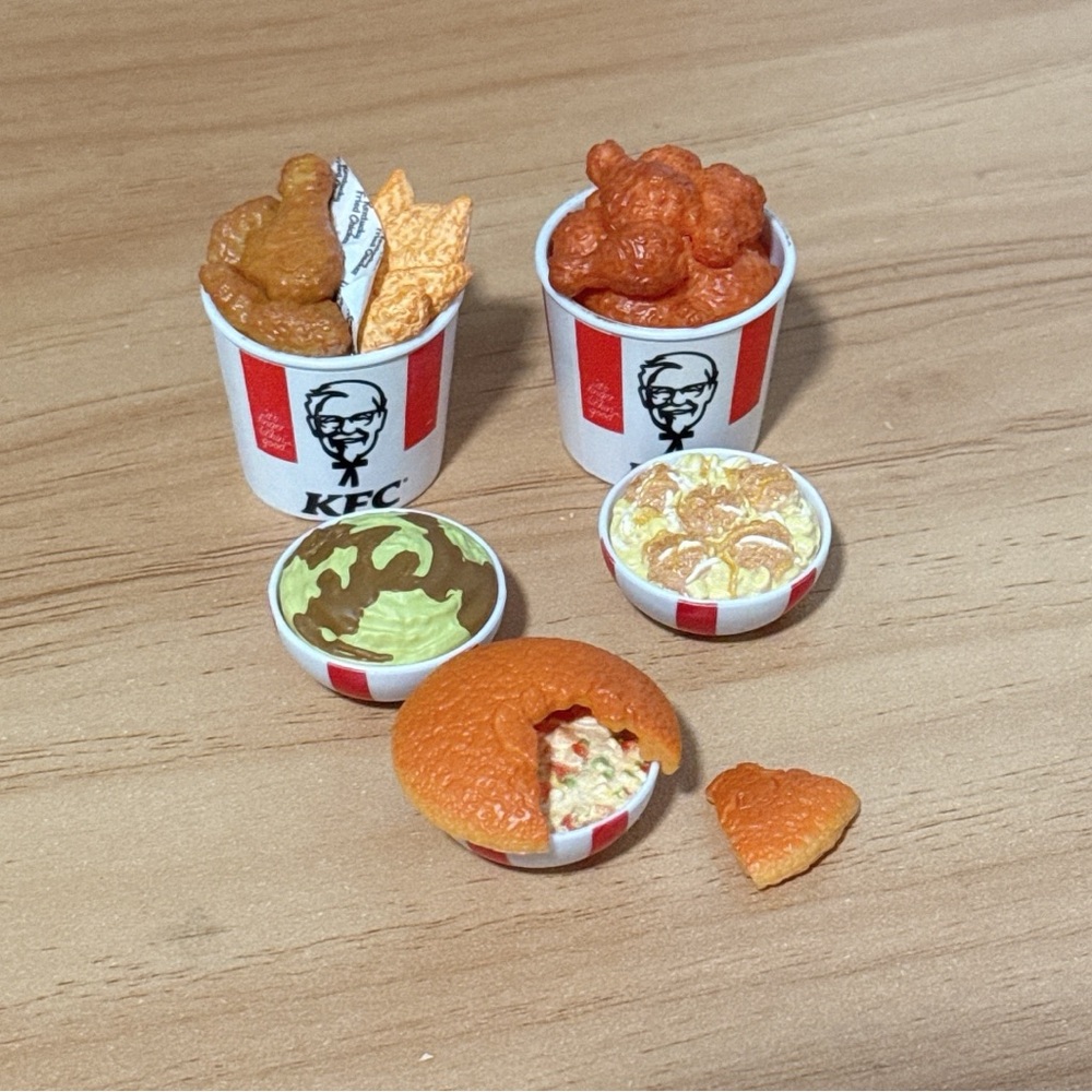 Zuru mini brands KFC lot of 5! 1:6 Barbie scale